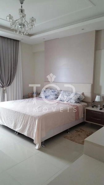 MOBILIADO E DECORADO! ALTO PADRÃO EM MEIA PRAIA: 3ª foto da galeria de imagens do imóvel