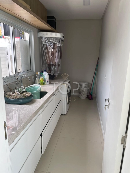 CASA 3 DORMITORIOS EM CONDOMINIO DE ALTO PADRÃO EM TIJUCAS: 11ª foto da galeria de imagens do imóvel