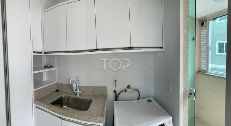APARTAMENTO MOBILIADO EM MEIA PRAIA: 6ª foto da galeria de imagens do imóvel