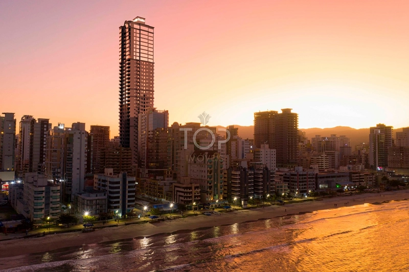 Apartamento na planta Meia praia: 4ª foto da galeria de imagens do imóvel