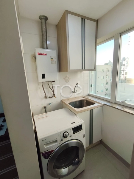 Apartamento mobiliado e com vista mar em Meia Praia: 15ª foto da galeria de imagens do imóvel