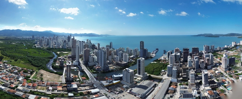 APARTAMENTO DIFERENCIADO EM MEIA PRAIA: 1ª foto da galeria de imagens do imóvel