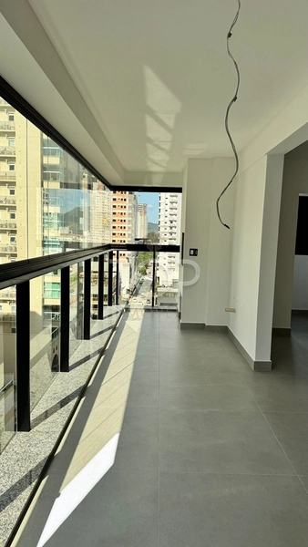 Apartamento pronto em Meia Praia: 2ª foto da galeria de imagens do imóvel