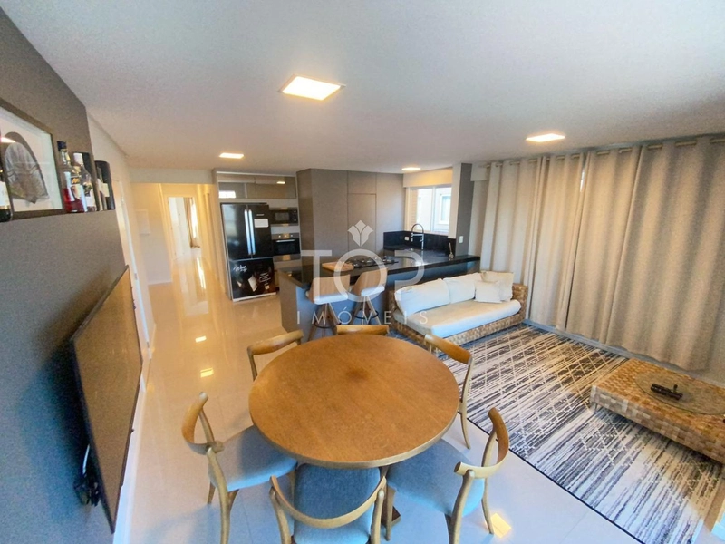 LINDO APARTAMENTO, PRONTO PARA MORAR EM MEIA PRAIA: 12ª foto da galeria de imagens do imóvel