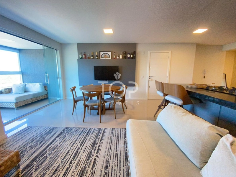 LINDO APARTAMENTO, PRONTO PARA MORAR EM MEIA PRAIA: 7ª foto da galeria de imagens do imóvel