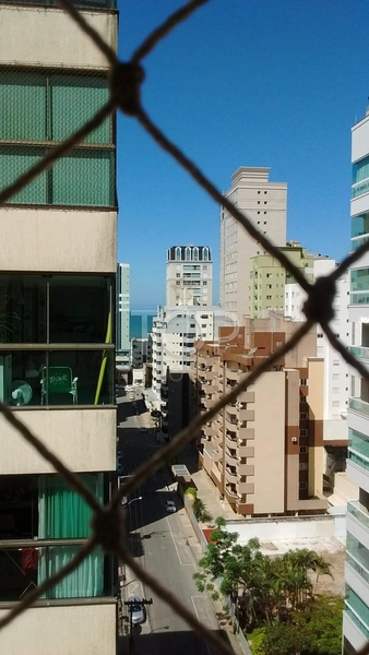 MOBILIADO EM MEIA PRAIA: 23ª foto da galeria de imagens do imóvel