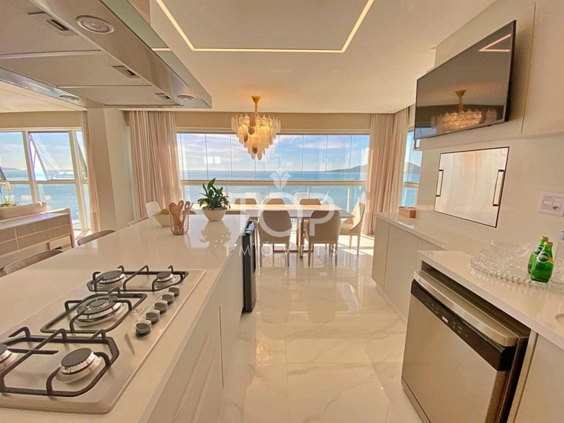 APARTAMENTO PRONTO FRENTE MAR EM MEIA PRAIA.: 3ª foto da galeria de imagens do imóvel