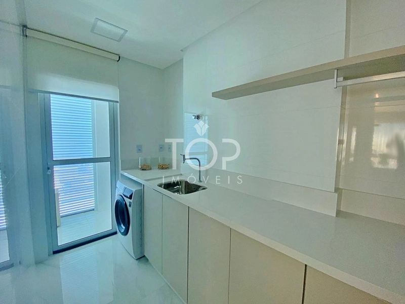 APARTAMENTO PRONTO FRENTE MAR EM MEIA PRAIA.: 35ª foto da galeria de imagens do imóvel