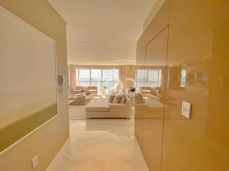 APARTAMENTO PRONTO FRENTE MAR EM MEIA PRAIA.: 19ª foto da galeria de imagens do imóvel