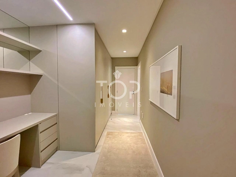APARTAMENTO PRONTO FRENTE MAR EM MEIA PRAIA.: 39ª foto da galeria de imagens do imóvel