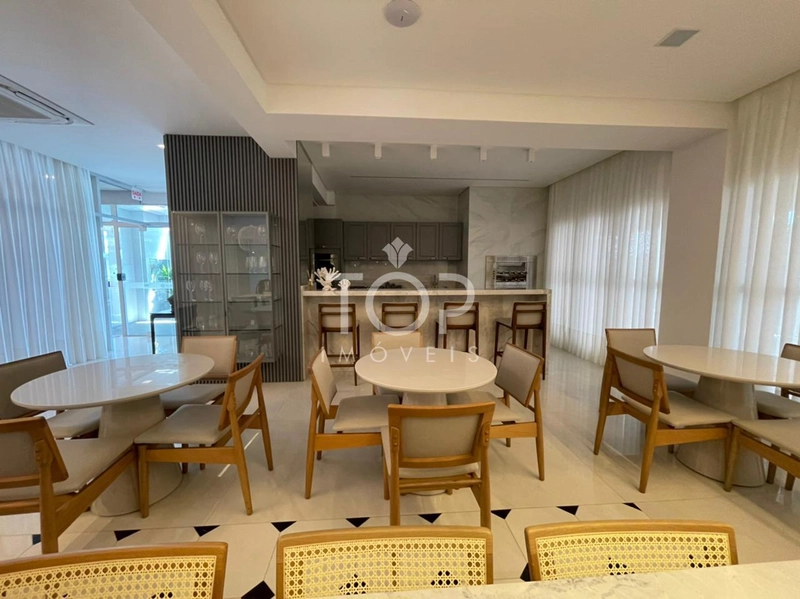 APARTAMENTO PRONTO FRENTE MAR EM MEIA PRAIA.: 40ª foto da galeria de imagens do imóvel