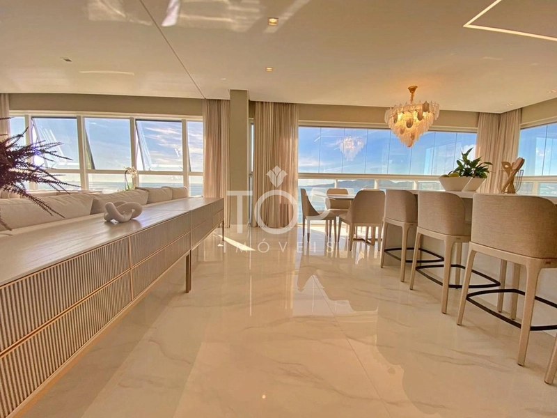 APARTAMENTO PRONTO FRENTE MAR EM MEIA PRAIA.: 18ª foto da galeria de imagens do imóvel