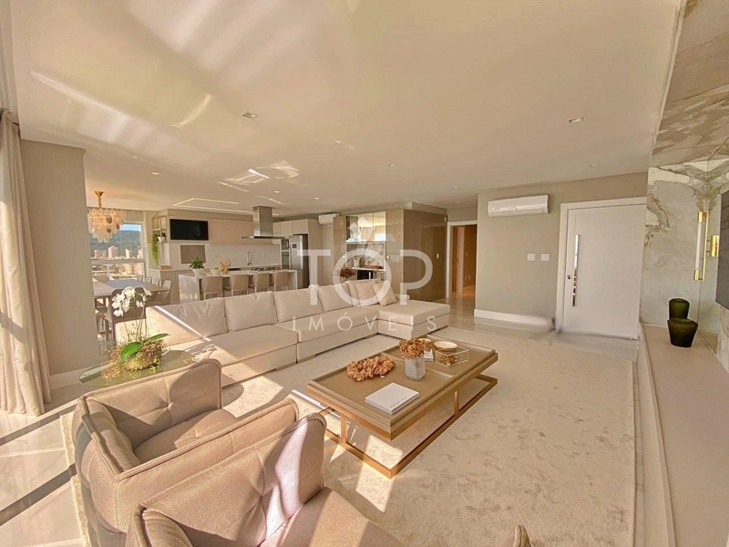 APARTAMENTO PRONTO FRENTE MAR EM MEIA PRAIA.: 13ª foto da galeria de imagens do imóvel