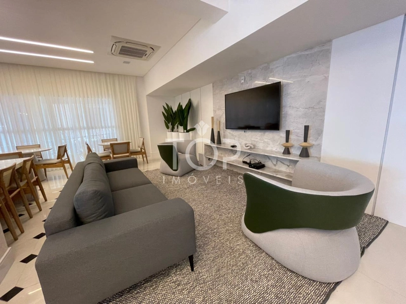 APARTAMENTO PRONTO FRENTE MAR EM MEIA PRAIA.: 11ª foto da galeria de imagens do imóvel