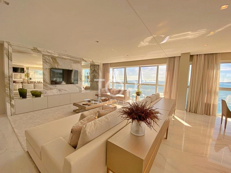 APARTAMENTO PRONTO FRENTE MAR EM MEIA PRAIA.: 15ª foto da galeria de imagens do imóvel