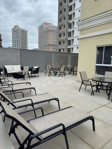 MOBILIADO EM MEIA PRAIA: 5ª foto da galeria de imagens do imóvel