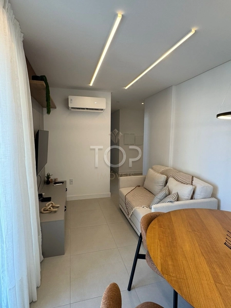 MOBILIADO EM MEIA PRAIA: 3ª foto da galeria de imagens do imóvel