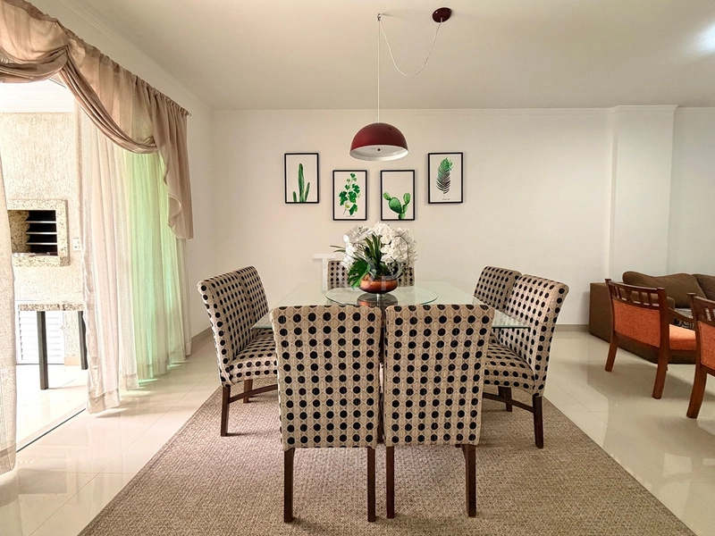 APARTAMENTO NO CORAÇAO DA MEIA PRAIA: 10ª foto da galeria de imagens do imóvel