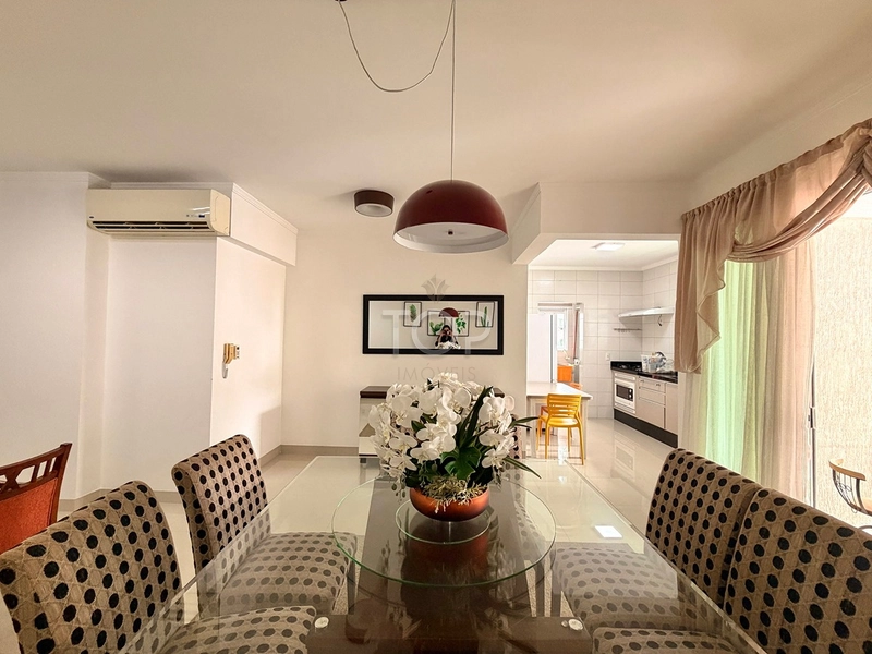 APARTAMENTO NO CORAÇAO DA MEIA PRAIA: 2ª foto da galeria de imagens do imóvel