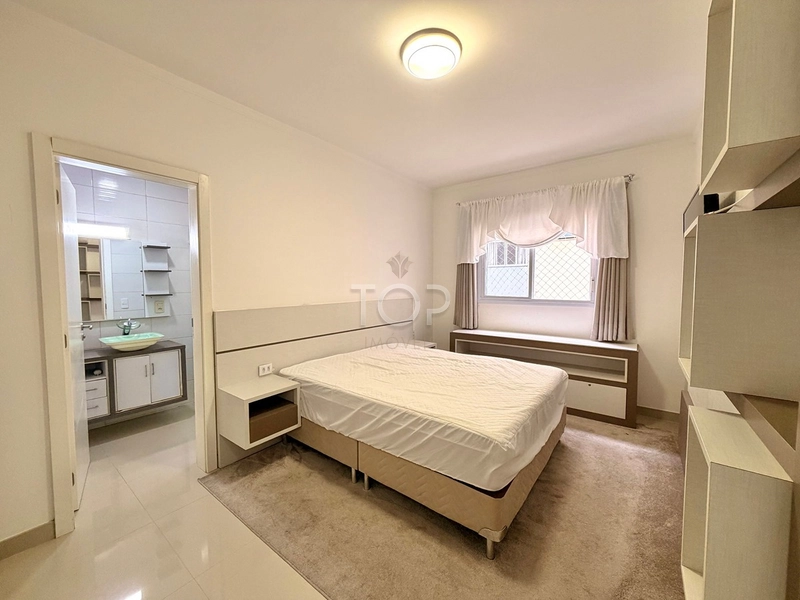 APARTAMENTO NO CORAÇAO DA MEIA PRAIA: 22ª foto da galeria de imagens do imóvel