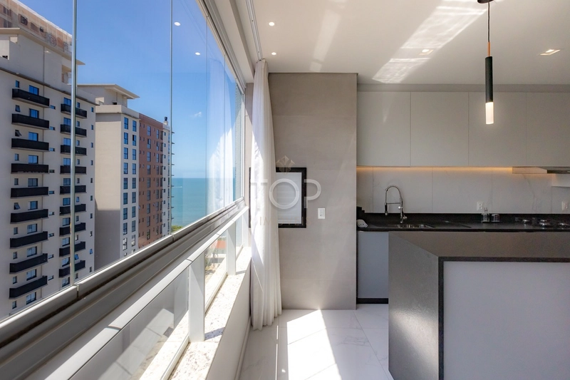 APARTAMENTO MOBILIADO COM VISTA PARA O MAR, EM PORTO BELO: 1ª foto da galeria de imagens do imóvel