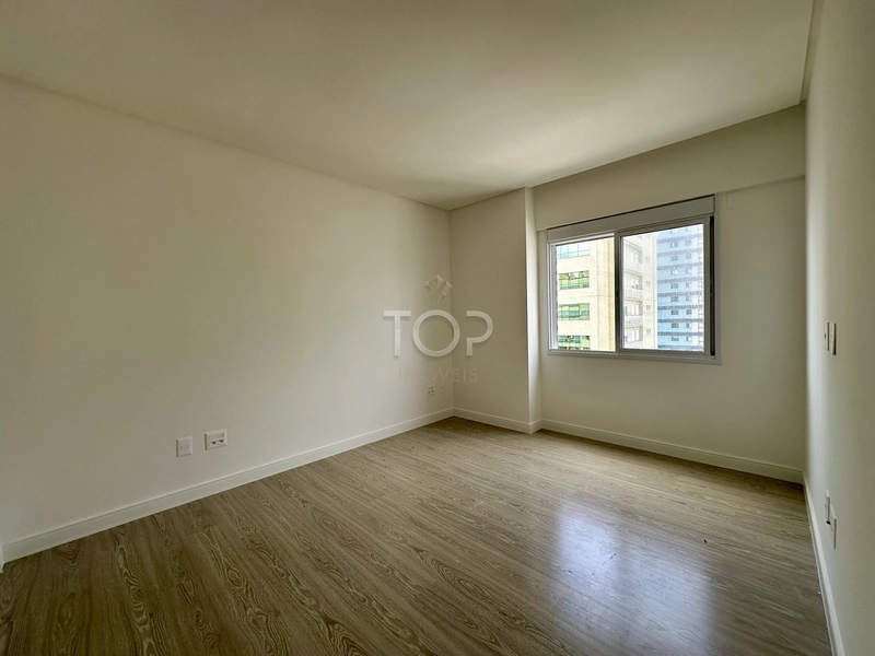 APARTAMENTO 4 SUITES VISTA MAR MEIA PRAIA ITAPEMA: 30ª foto da galeria de imagens do imóvel