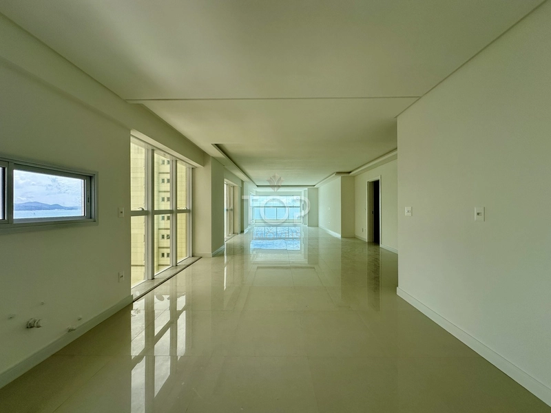 APARTAMENTO 4 SUITES VISTA MAR MEIA PRAIA ITAPEMA: 3ª foto da galeria de imagens do imóvel