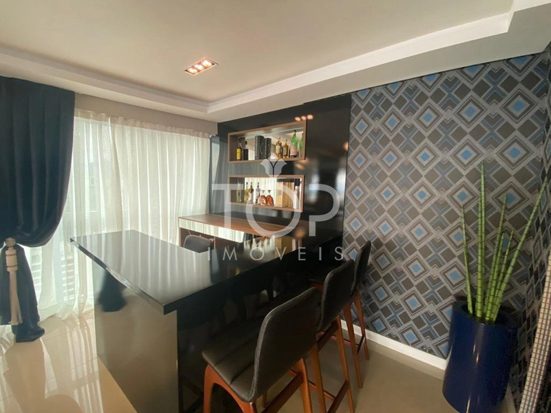 APARTAMENTO COM VISTA PANORÂMICA EM MEIA PRAIA: 4ª foto da galeria de imagens do imóvel