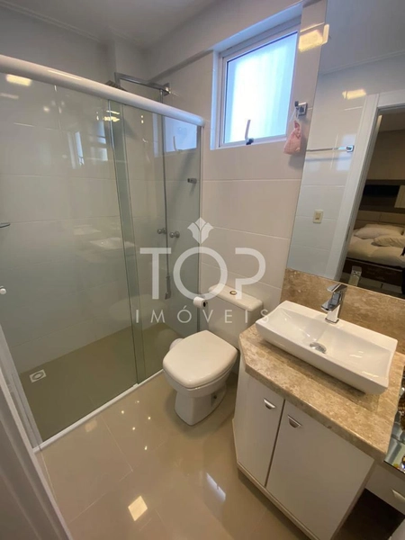 APARTAMENTO COM VISTA PANORÂMICA EM MEIA PRAIA: 10ª foto da galeria de imagens do imóvel