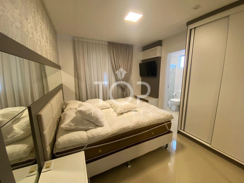APARTAMENTO COM VISTA PANORÂMICA EM MEIA PRAIA: 13ª foto da galeria de imagens do imóvel