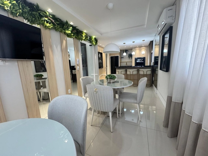 MOBILIADO EM PORTO BELO: 21ª foto da galeria de imagens do imóvel