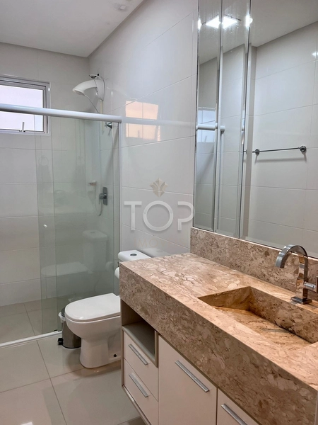 APARTAMENTO MOBILIADO EM ITAPEMA MEIA PRAIA: 2ª foto da galeria de imagens do imóvel