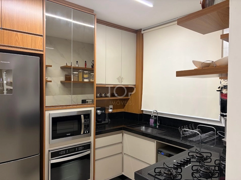 Apartamento novo e finamente mobiliado em Itapema: 2ª foto da galeria de imagens do imóvel