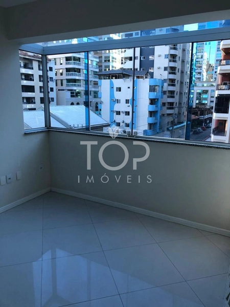 PRONTO PARA MORAR EM MEIA PRAIA: 12ª foto da galeria de imagens do imóvel