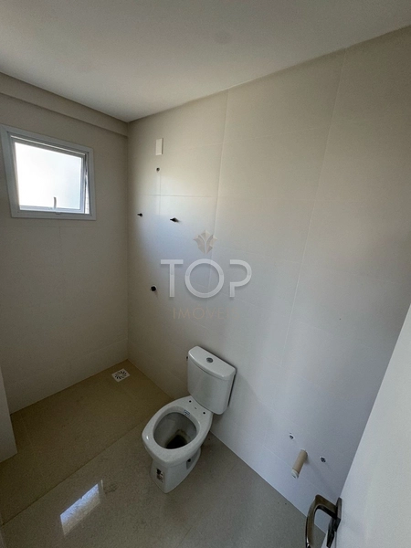 APARTAMENTO FRENTE AVENIDA ALTO PADRAO MEIA PRAIA: 19ª foto da galeria de imagens do imóvel