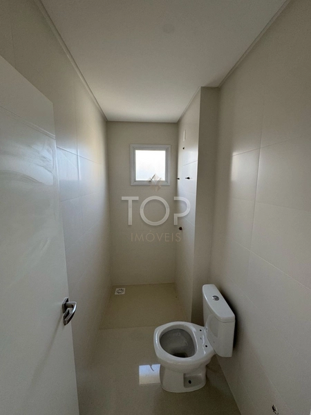 APARTAMENTO FRENTE AVENIDA ALTO PADRAO MEIA PRAIA: 7ª foto da galeria de imagens do imóvel