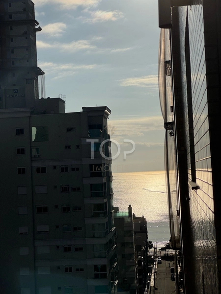 APARTAMENTO FRENTE AVENIDA ALTO PADRAO MEIA PRAIA: 15ª foto da galeria de imagens do imóvel