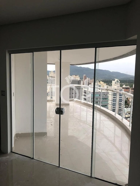 Apartamento pronto e com excelente localização em Itapema: 3ª foto da galeria de imagens do imóvel