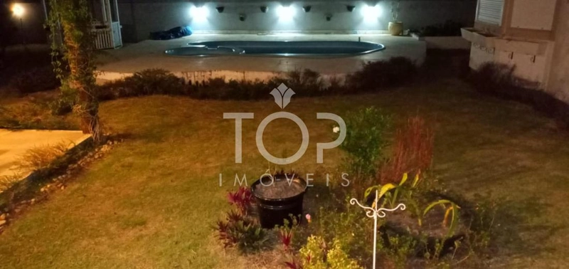 CASA DE  ALTO PADRÃO EM COND. FECHADO EM ITAPEMA: 2ª foto da galeria de imagens do imóvel
