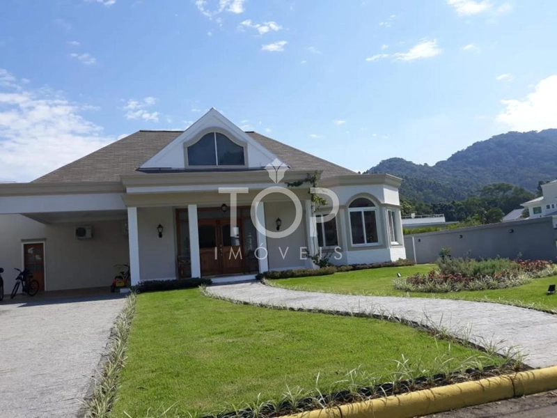 CASA DE  ALTO PADRÃO EM COND. FECHADO EM ITAPEMA: 14ª foto da galeria de imagens do imóvel