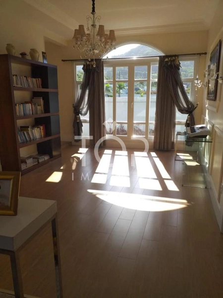 CASA DE  ALTO PADRÃO EM COND. FECHADO EM ITAPEMA: 12ª foto da galeria de imagens do imóvel