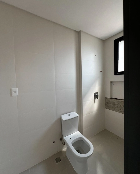 APARTAMENTO NOVO EM MEIA PRAIA: 16ª foto da galeria de imagens do imóvel