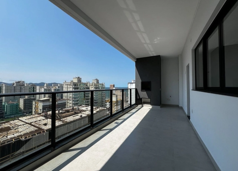 APARTAMENTO NOVO EM MEIA PRAIA: 4ª foto da galeria de imagens do imóvel
