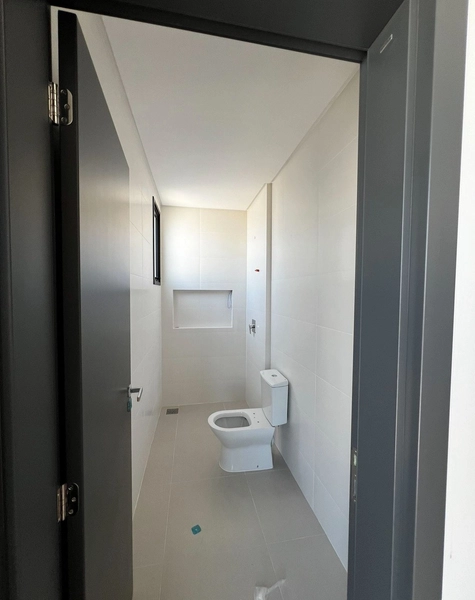 APARTAMENTO NOVO EM MEIA PRAIA: 17ª foto da galeria de imagens do imóvel