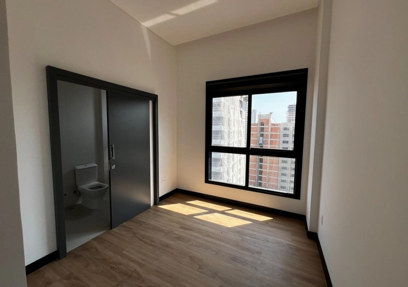 APARTAMENTO NOVO EM MEIA PRAIA: 11ª foto da galeria de imagens do imóvel