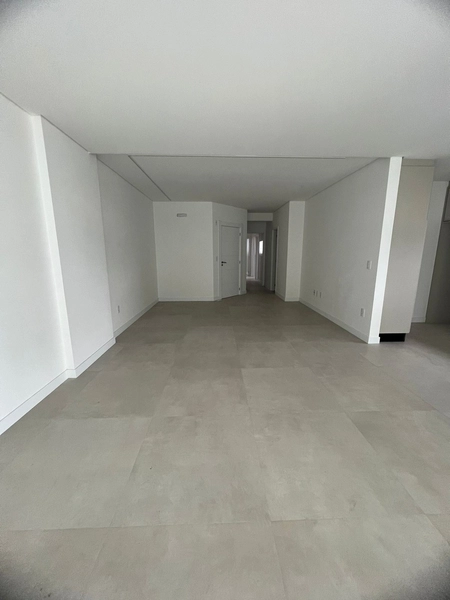 MEIA PRAIA FINALIZANDO OBRA - ALTO PADRÃO !!!: 5ª foto da galeria de imagens do imóvel