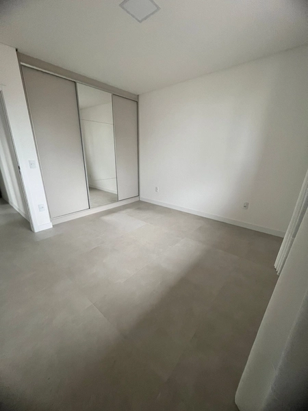MEIA PRAIA FINALIZANDO OBRA - ALTO PADRÃO !!!: 6ª foto da galeria de imagens do imóvel