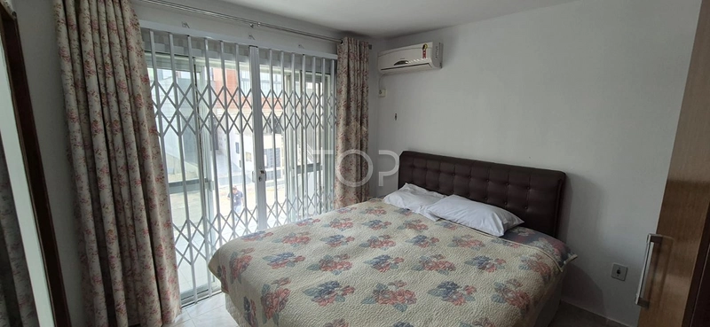 APARTAMENTO MOBILIADO NA QUADRA DO MAR, EM MEIA PRAIA : 9ª foto da galeria de imagens do imóvel