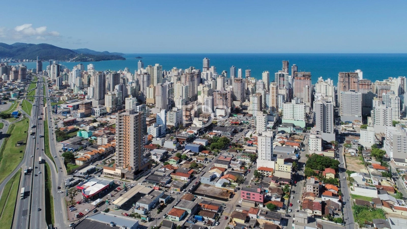 LANÇAMENTO EM MEIA PRAIA: 7ª foto da galeria de imagens do imóvel
