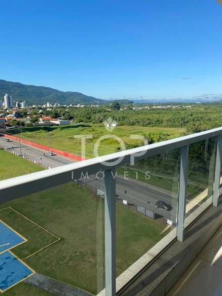LINDO APARTAMENTO QUADRA MAR EM MEIA PRAIA!: 3ª foto da galeria de imagens do imóvel